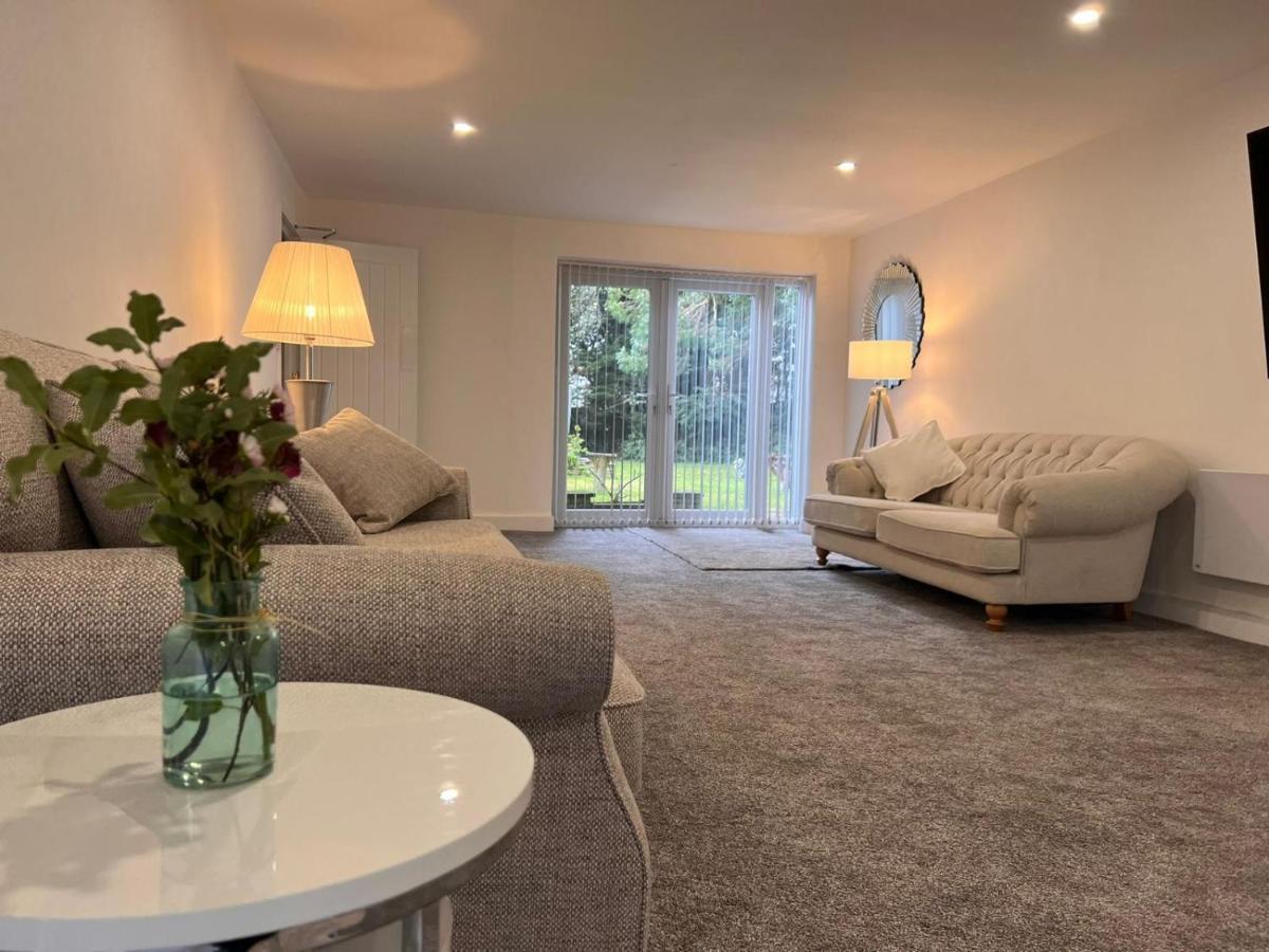 Selborne Studios Off Road Gated Parking Coventry Bagian luar foto